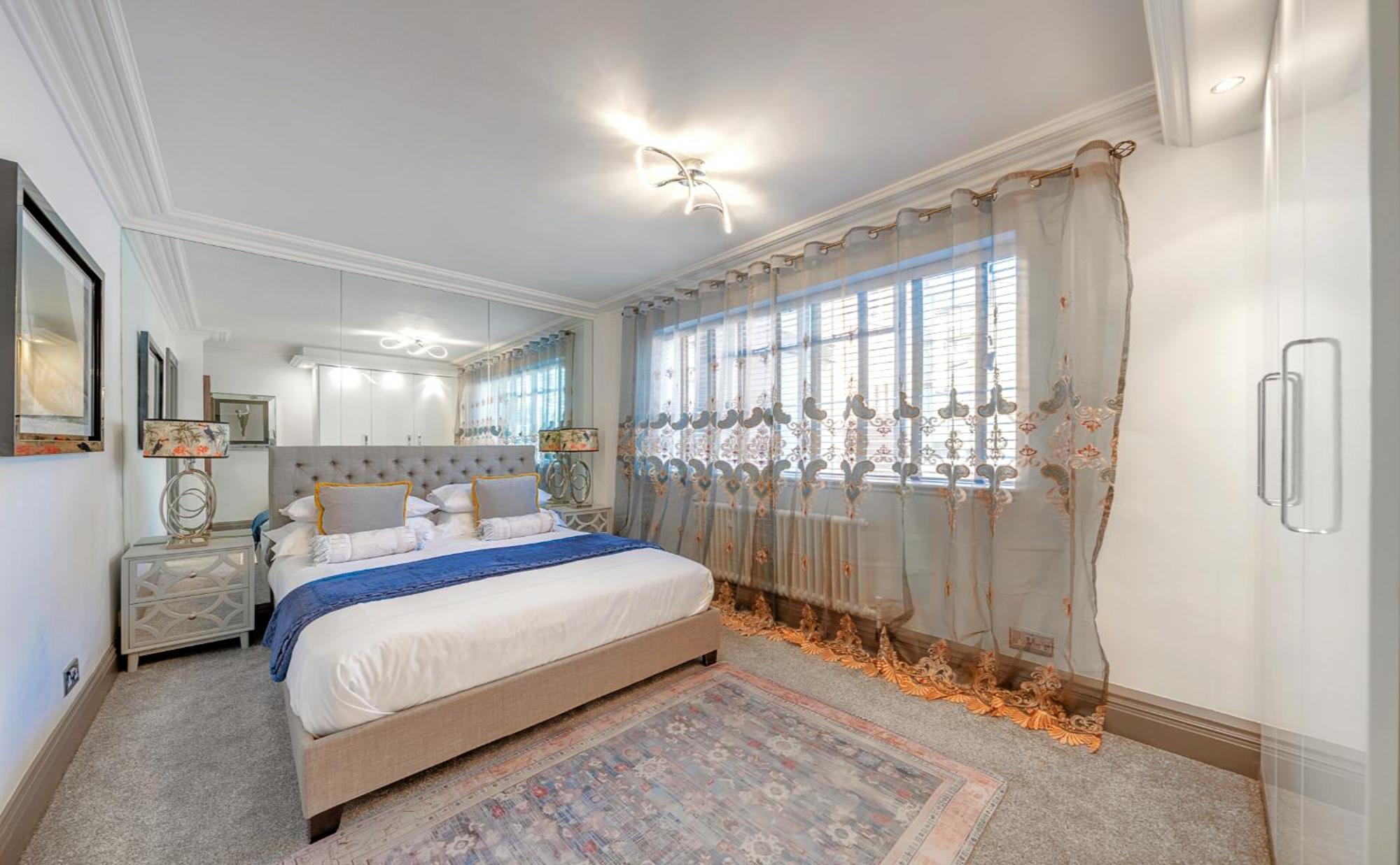 Deluxe With Terrace Over Harrods * Londres