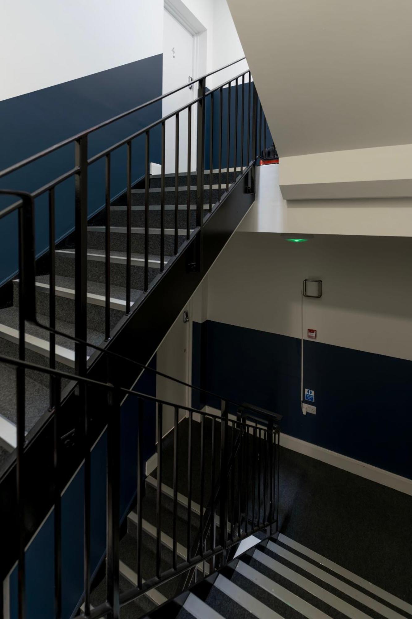 Stylish Modern By Aldgate East Station 4 Apartment *