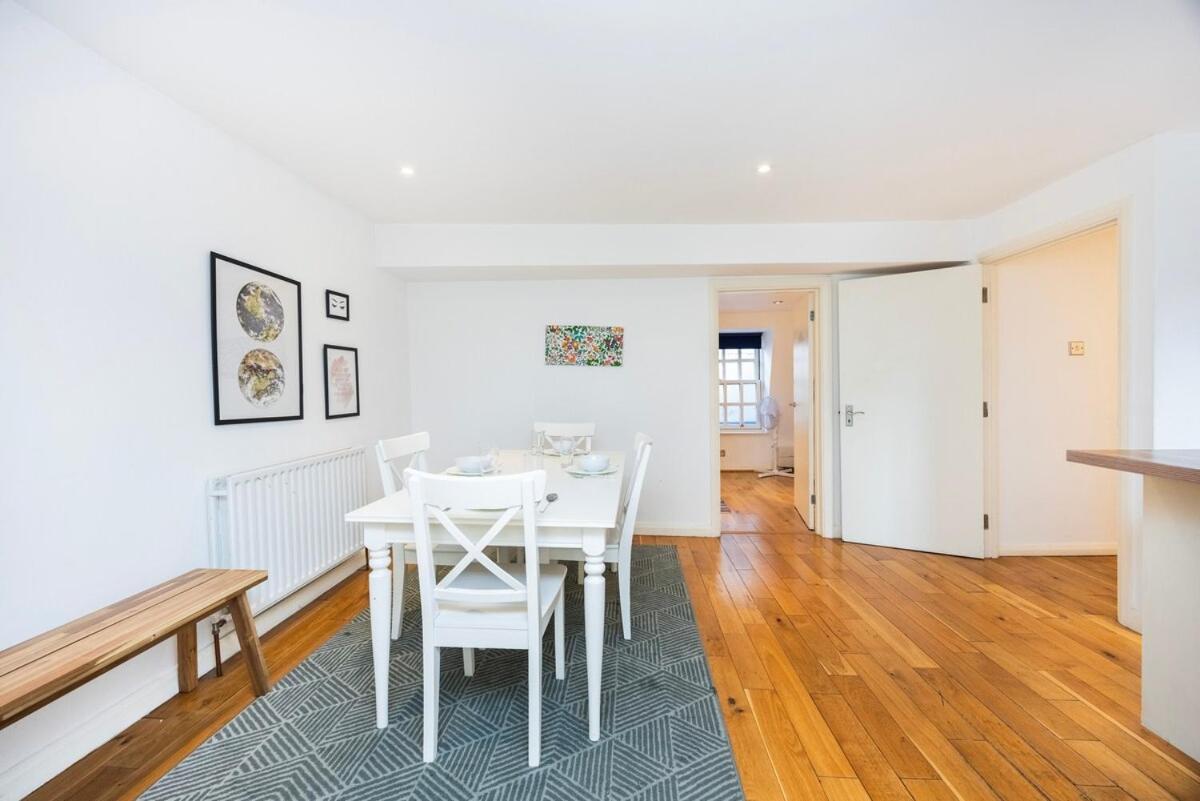 Near Kings Cross,2bd Private Balcony, Easy Grocery Apartamento