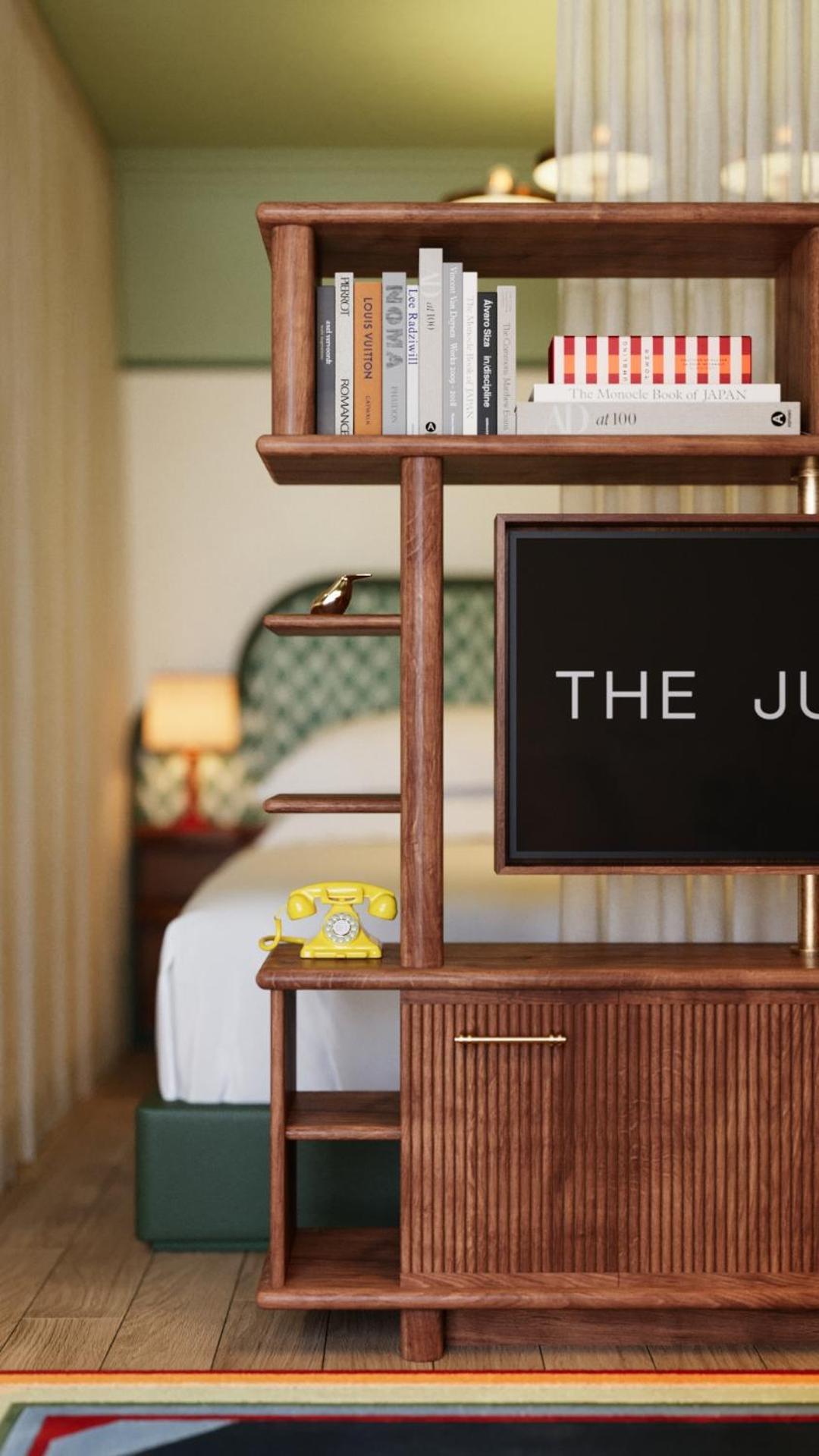 The July - Victoria Hotel Londres