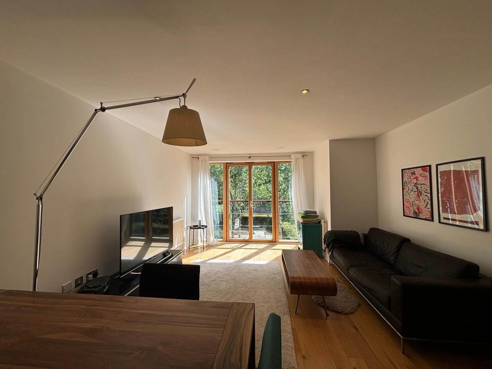 Stylish 1bd Flat In Gated Community Clapham Londres