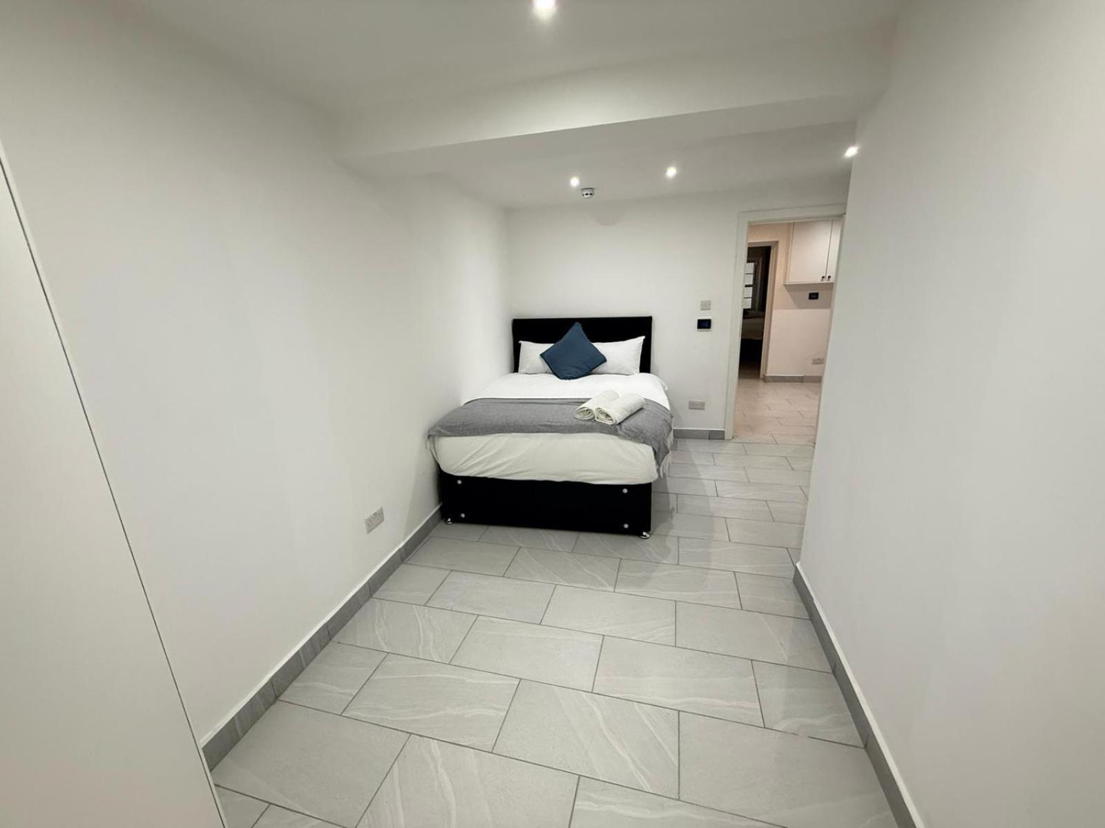 Bell Street 2 Bedroom Flat B * Londres