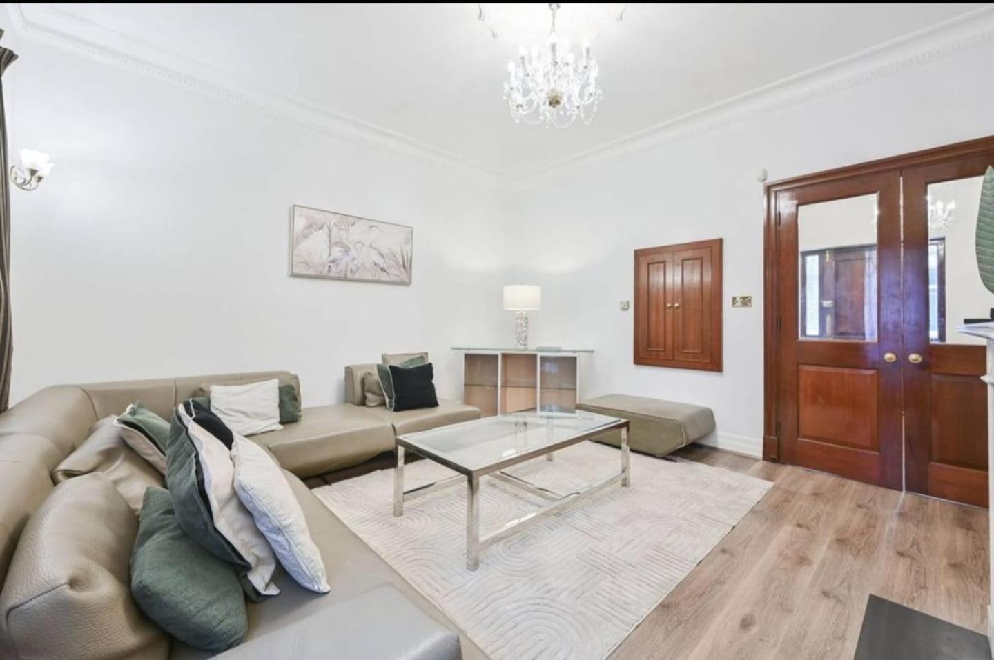 Aparthotel Carlton Court - Mayfair Londres