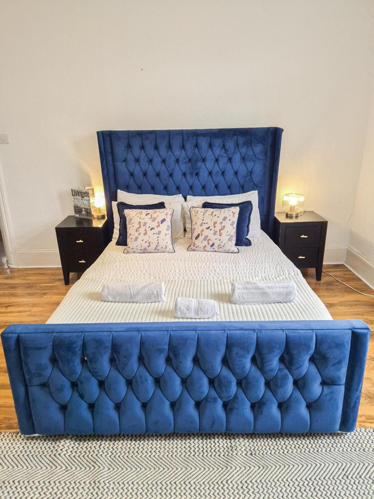 Apartment Stylish 2-Bedroom Apartment In Maida Vale Near Little Venice & Paddington London