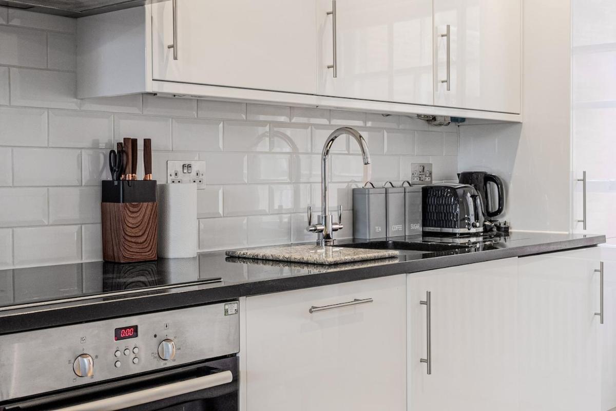 2 Bd Soho Luxury Living-high Ceilings Huge Terrace Appartement