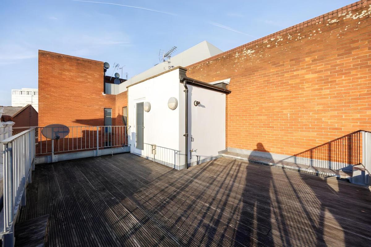 2 Bd Soho Luxury Living-high Ceilings Huge Terrace Londres