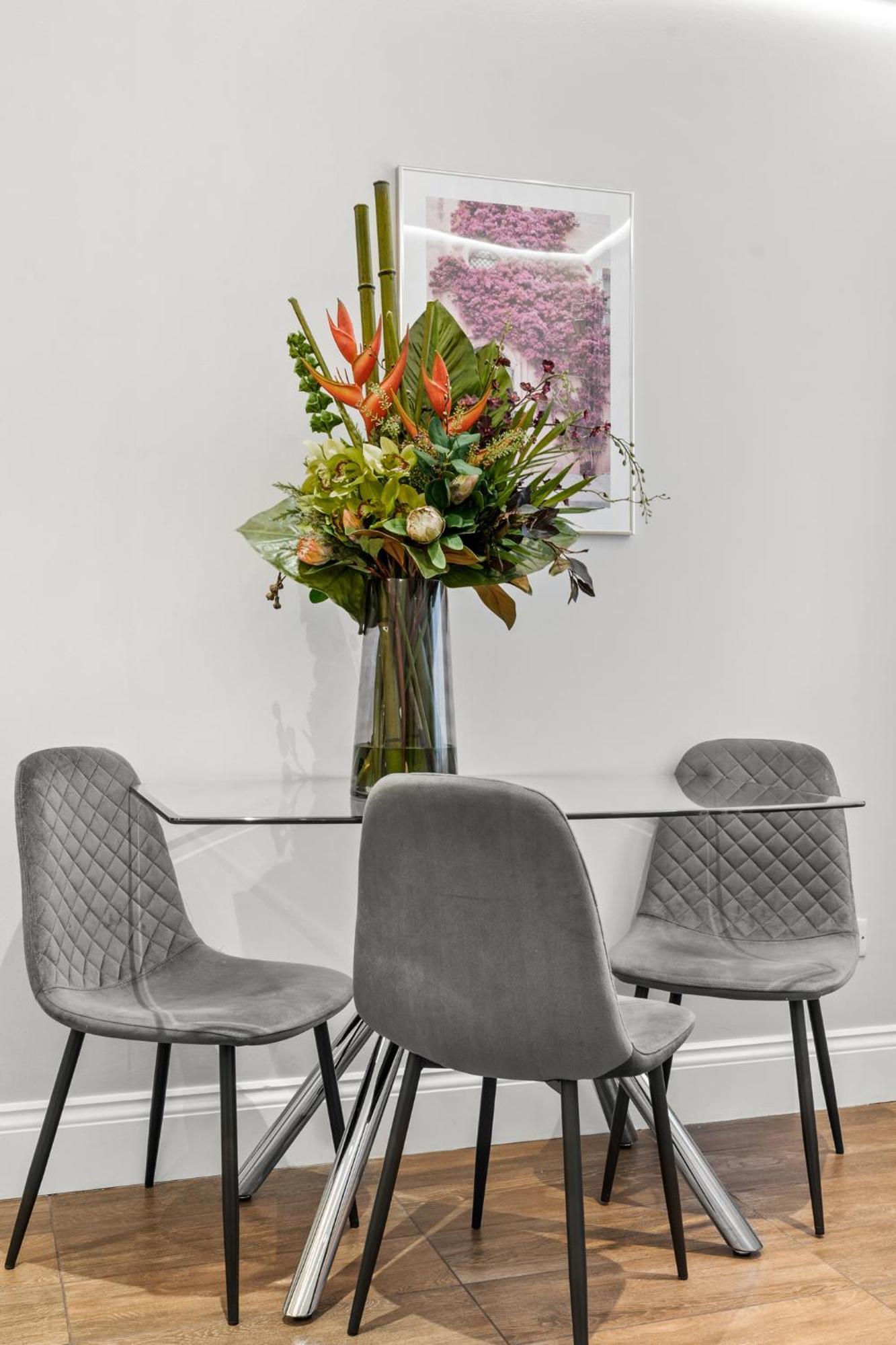 Cleveland Residences Russell Square Apartamento