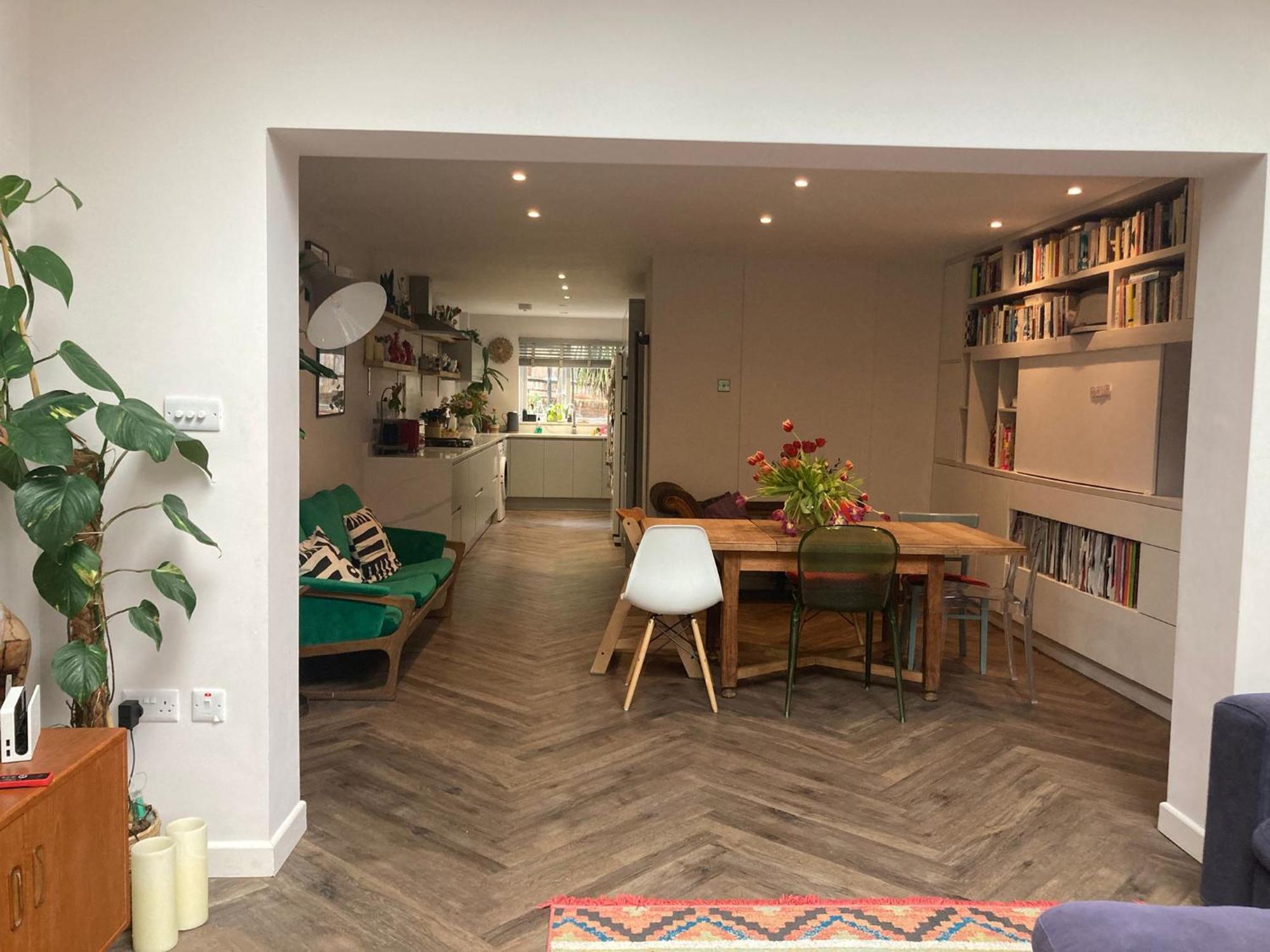 Stylish House With Many Toys And Games Appartement