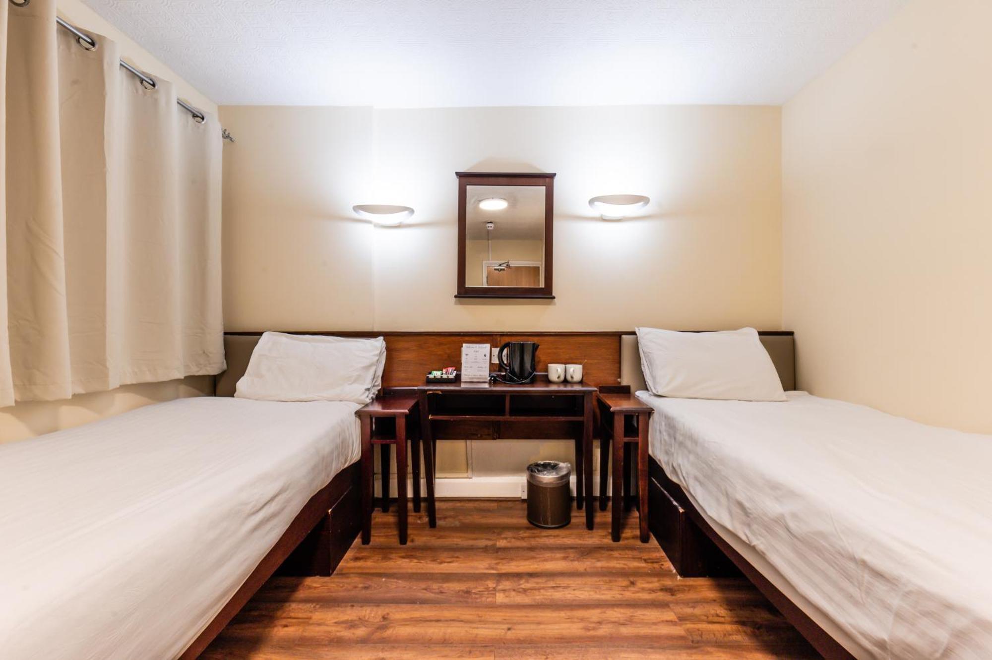 Astoria Pensión 3*