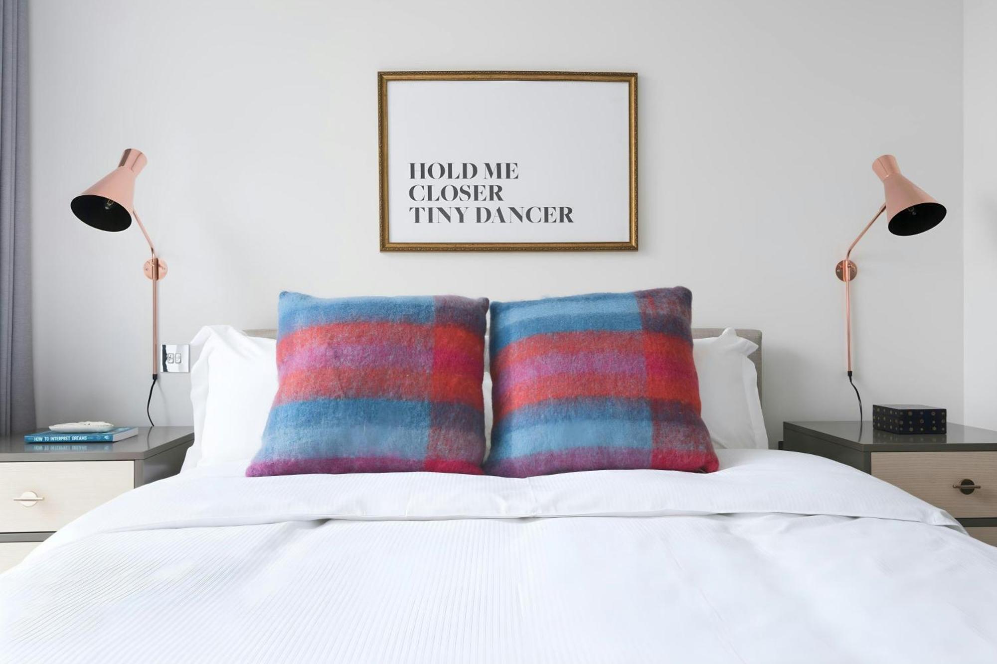 Sonder l Aird House 4*