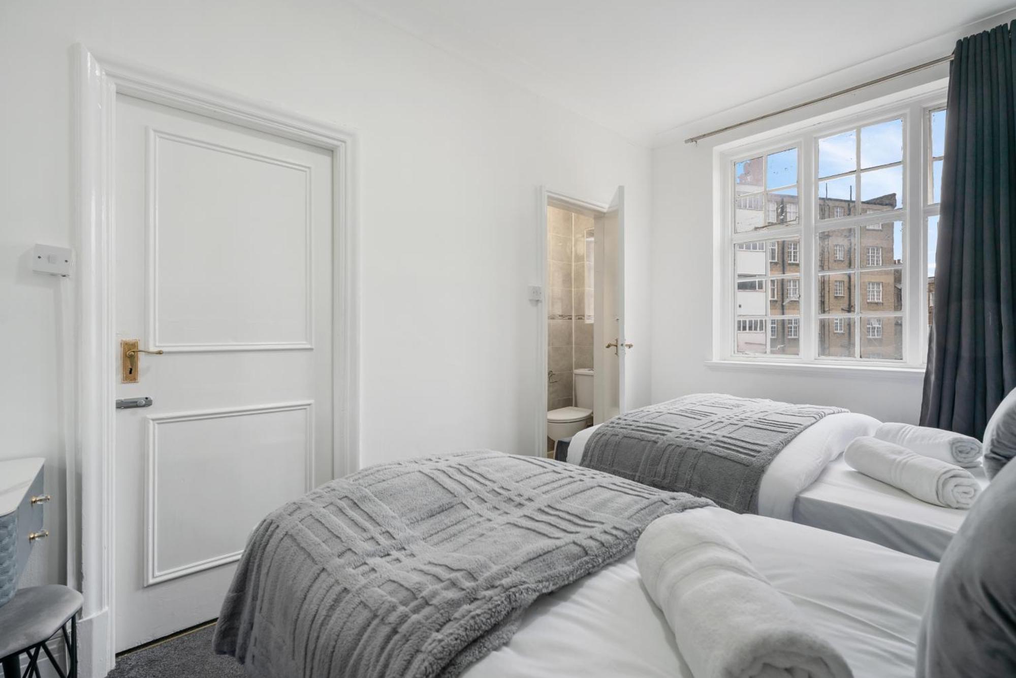 Elegant 2-bedroom 23gcm *