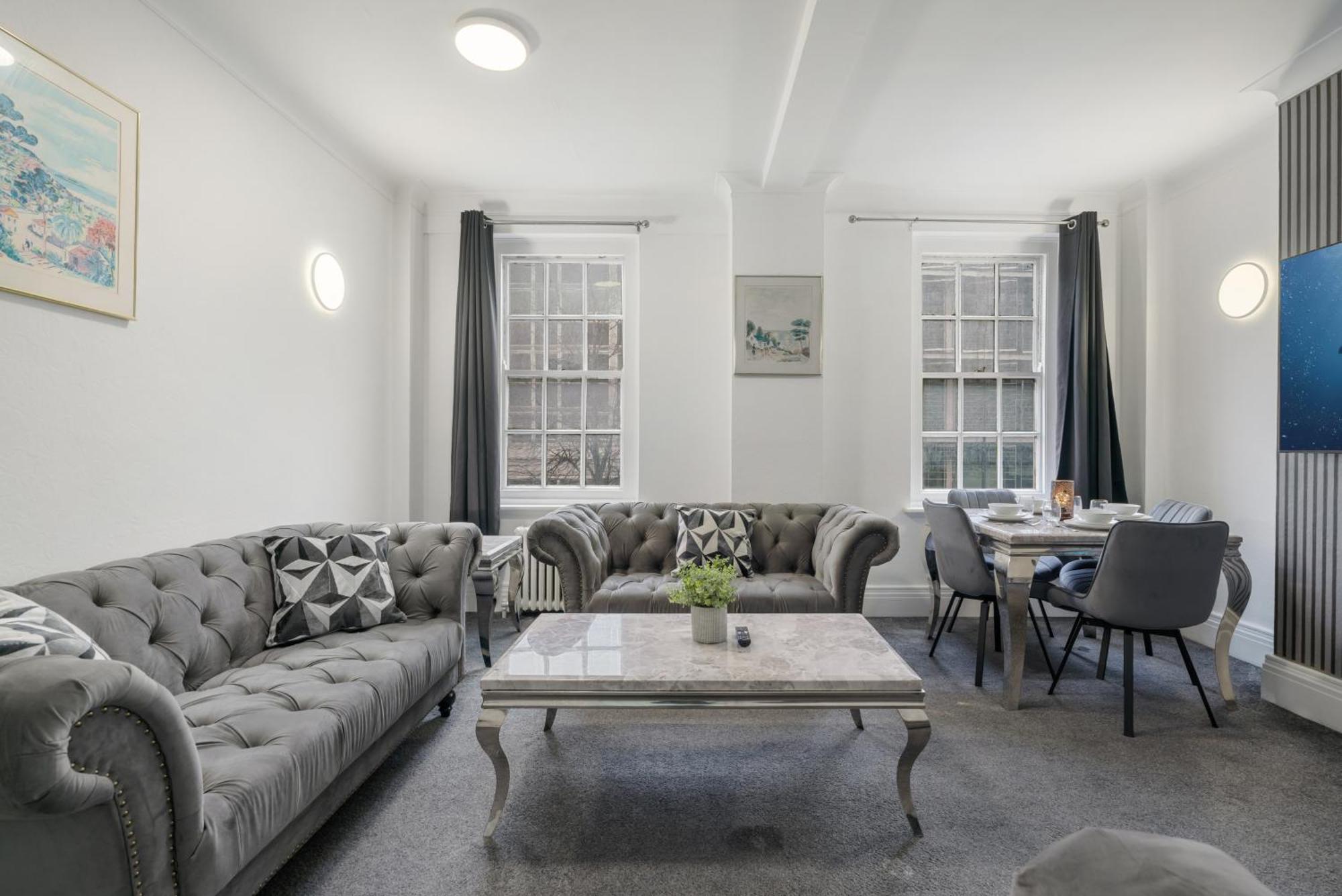 Elegant 2-bedroom 23gcm *