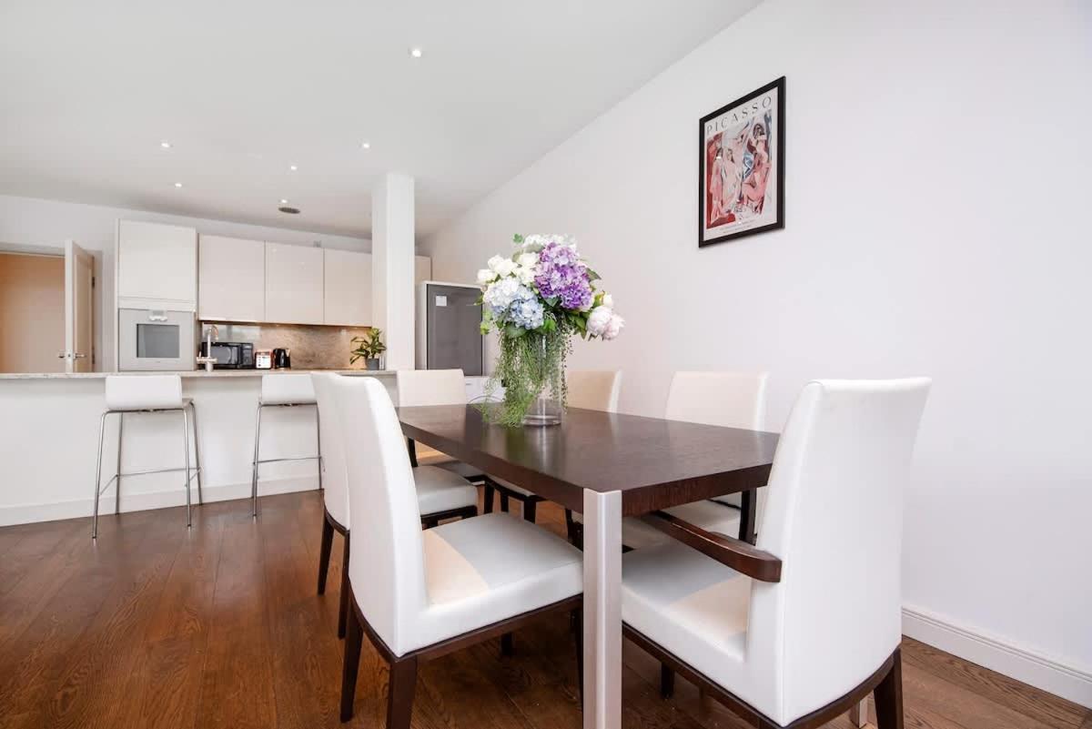 2 Bed Maissonette Londres