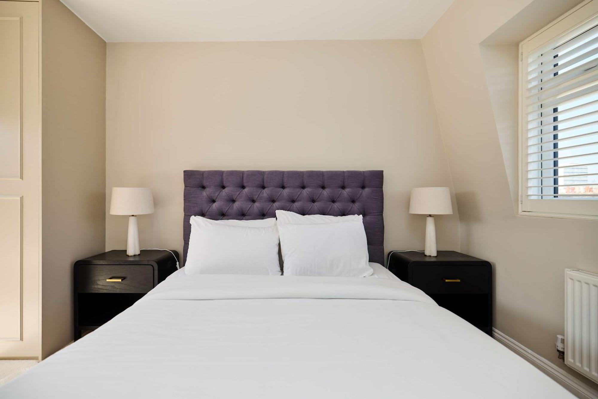The Terrace Escape - 2-bed Flat In Battersea London