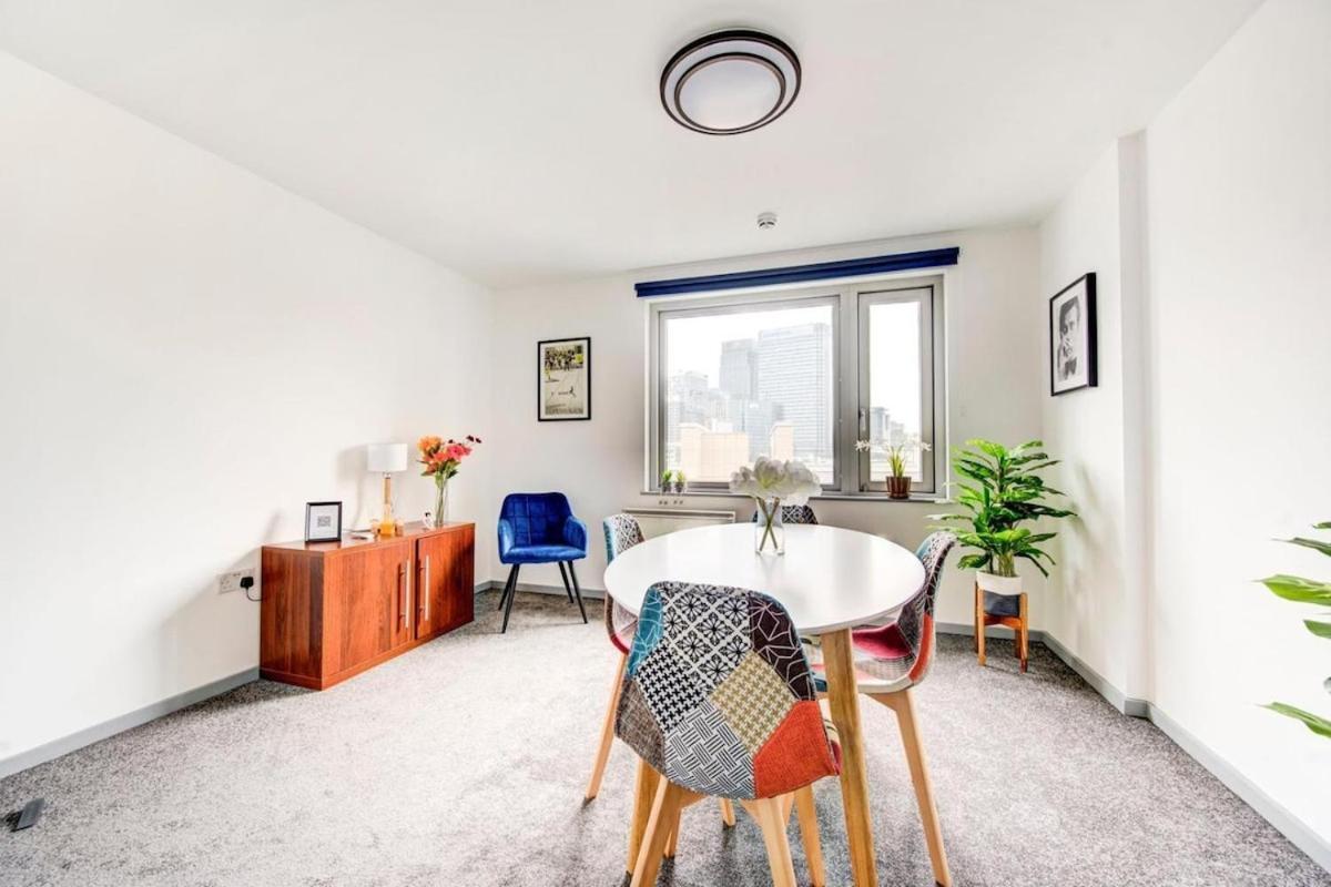 Thames Canary Wharf Flat Sleeps 8 Near O2 Airport