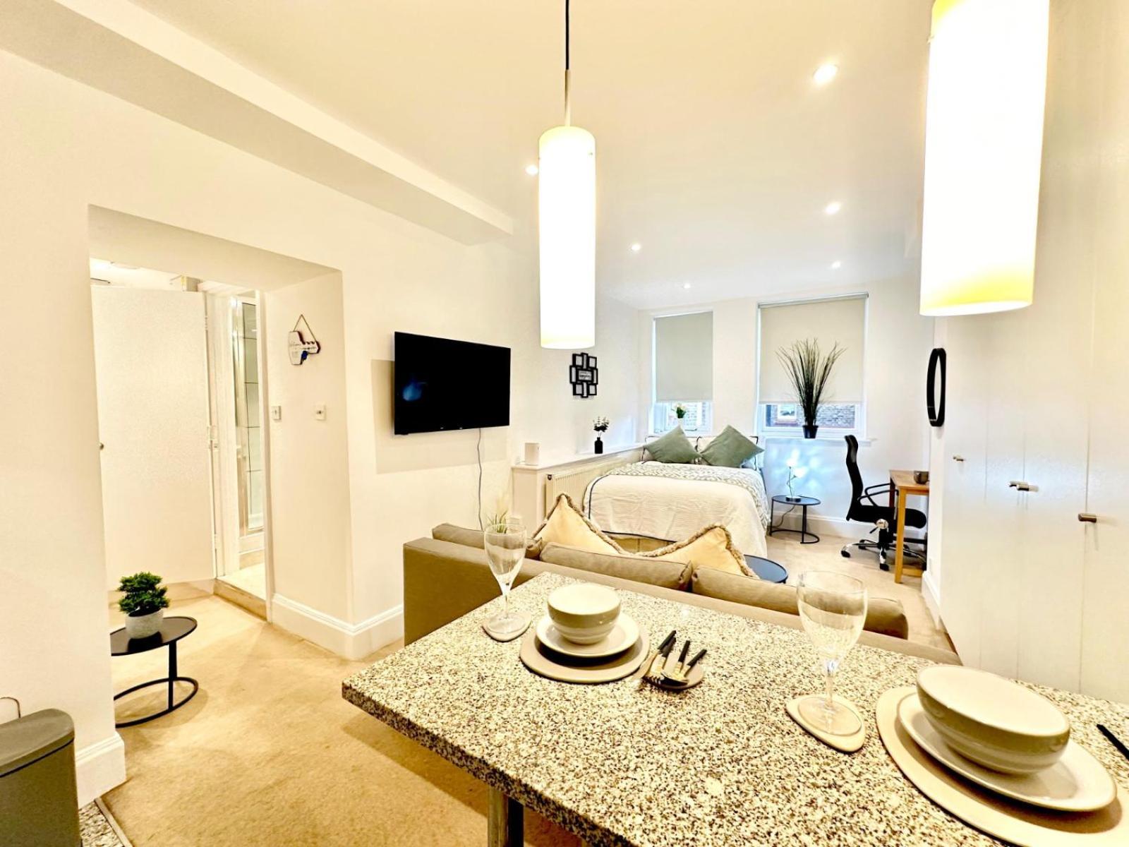 Luxury Family In Marylebone London