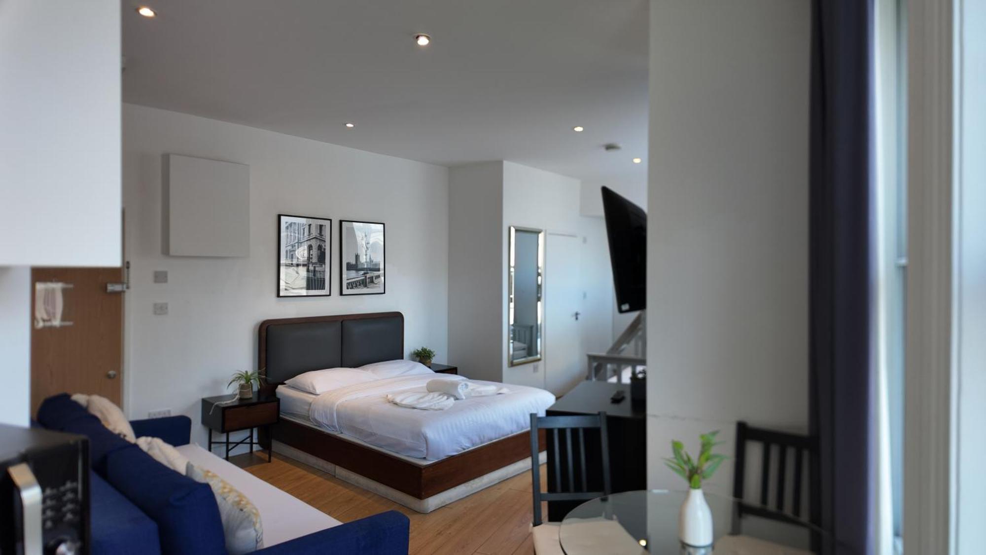 Luxury Group In Piccadilly Sleep 7 Vr010 Apartment London