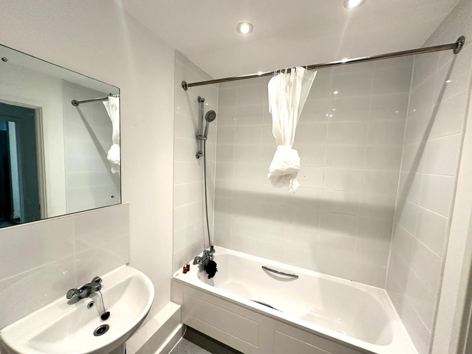 Beautiful Spacious Kingsize Near Oval Station Pensión Londres