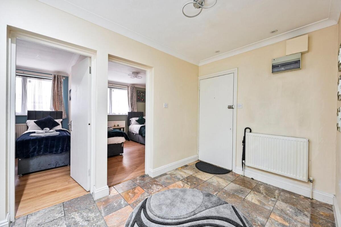 2br Contractor Stay, Wifi, Parking, Discounted Monthly Londres