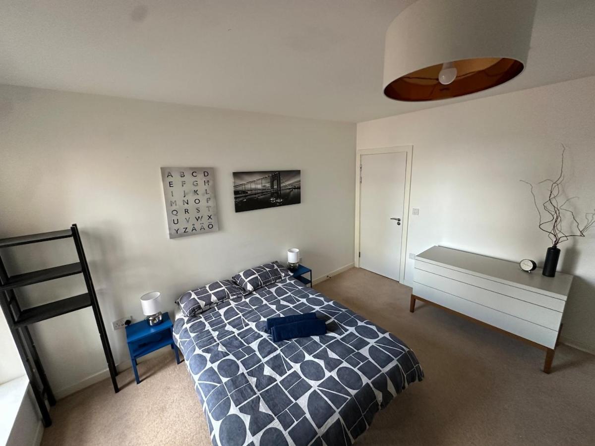 Wembley Stadium 2 Bedroom - 1 Minute Walk Apartamento