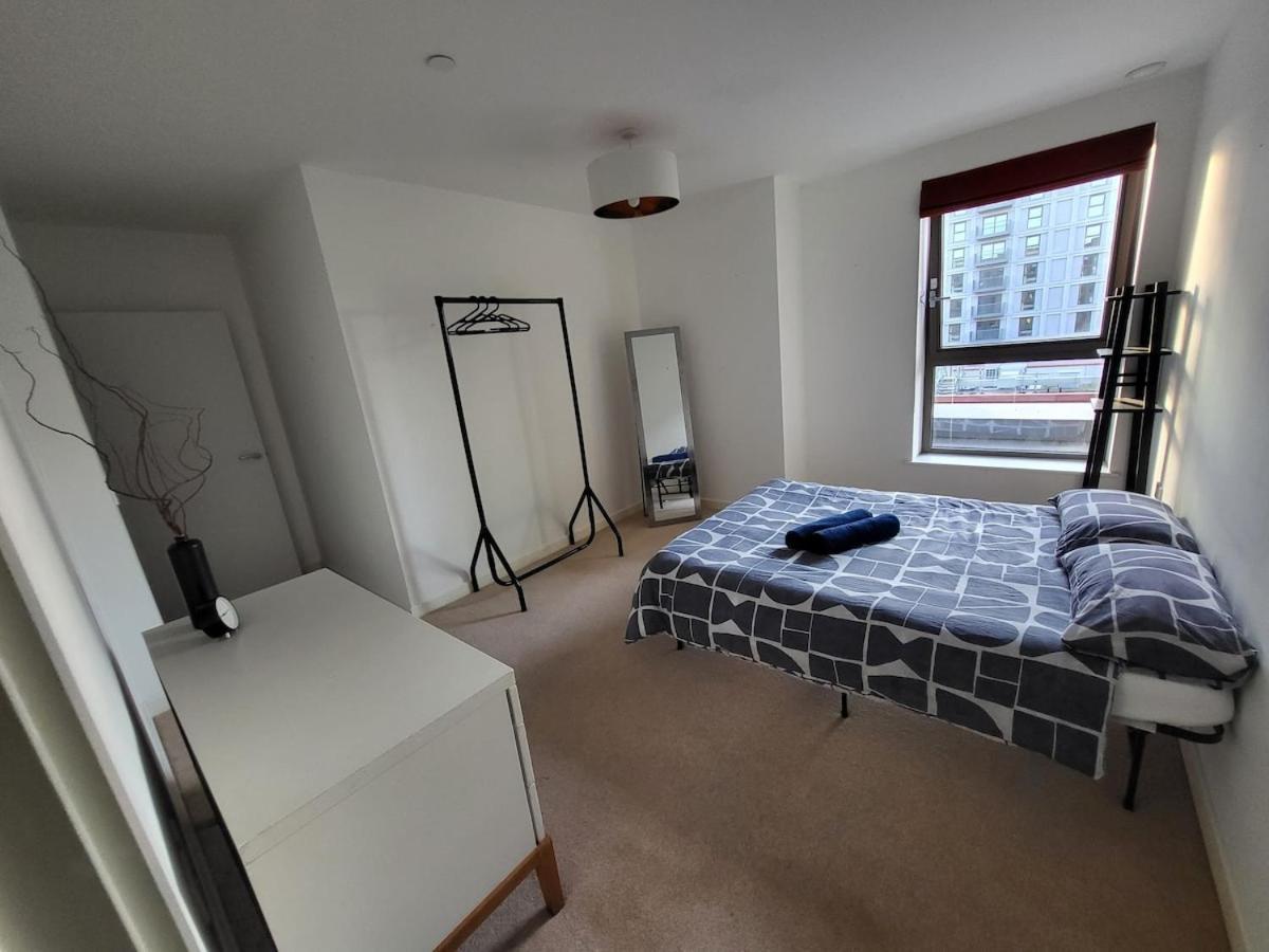 Wembley Stadium 2 Bedroom - 1 Minute Walk