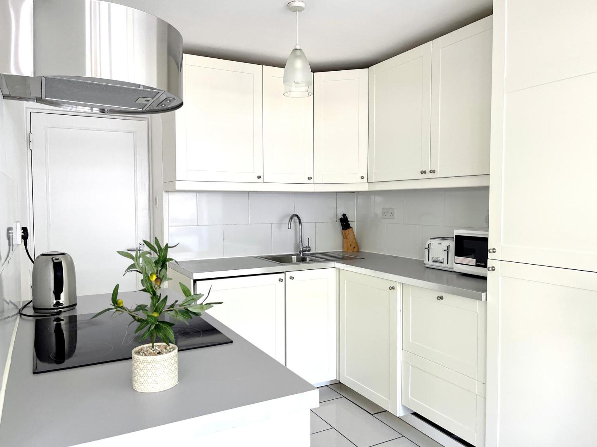 Fab 3-Bed 2-Bath Oxford Street, Regents Park, Fitzrovia W1 Appartement *