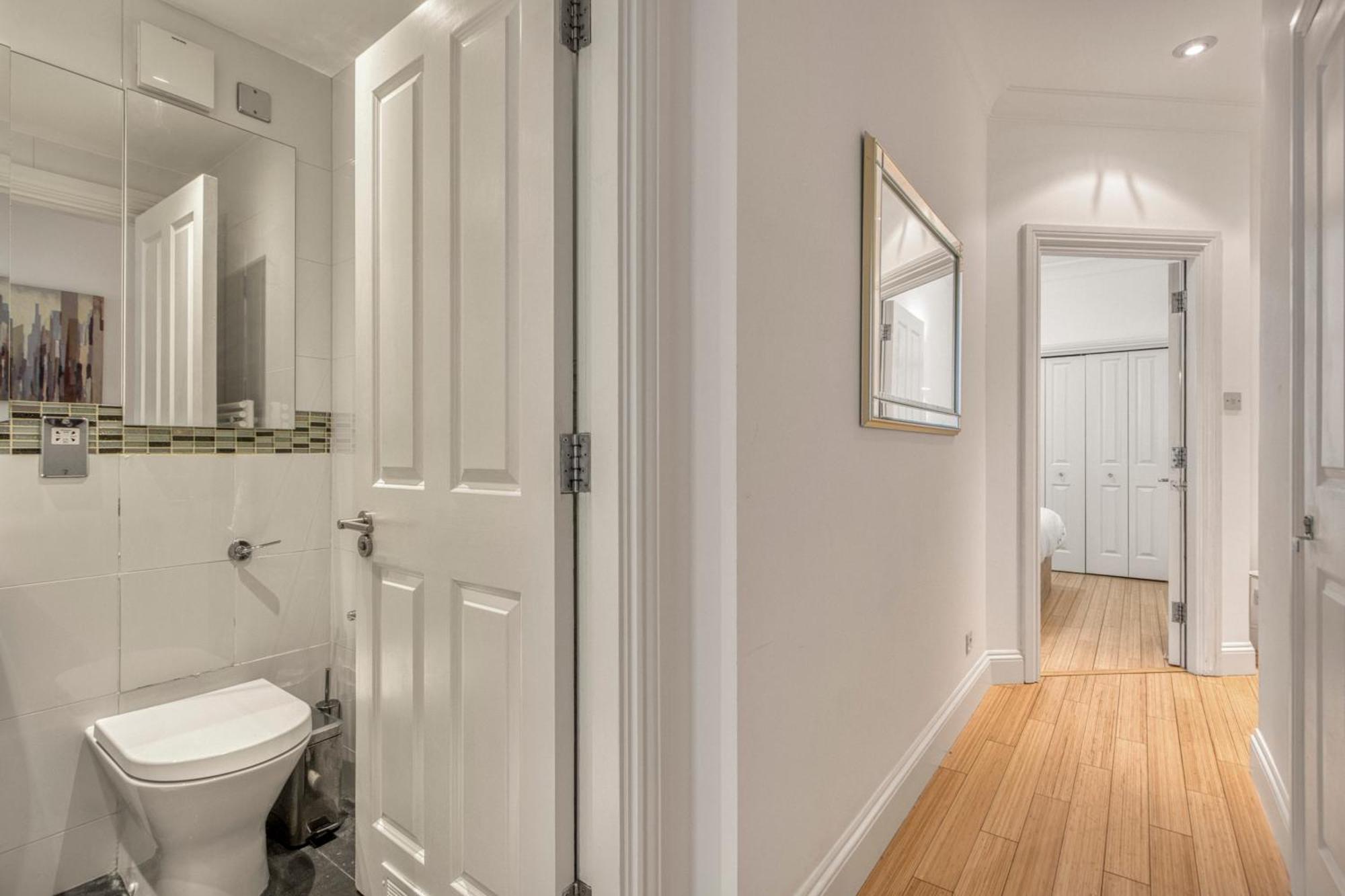 Knightsbridge Harrods 2 Bed 2 Bath With Terrace Apartment
