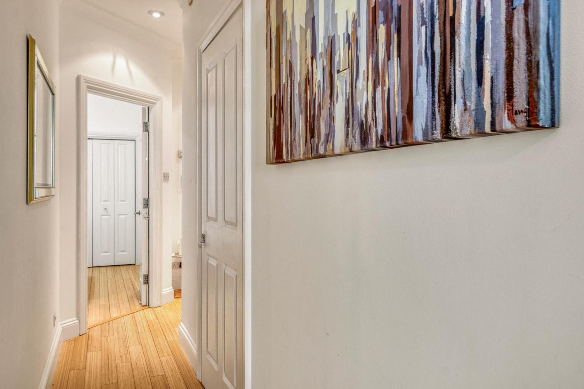 Knightsbridge Harrods 2 Bed 2 Bath With Terrace Apartment London