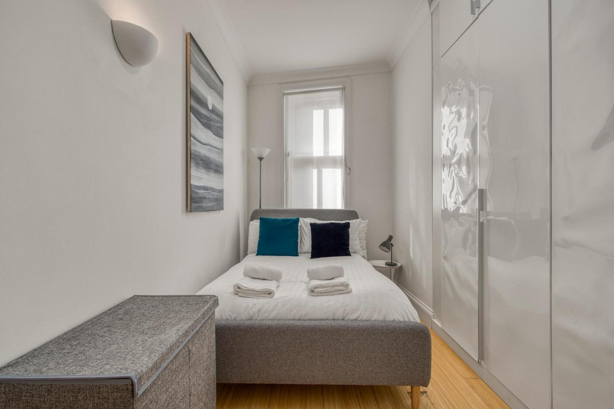 Apartment Knightsbridge Harrods 2 Bed 2 Bath With Terrace London