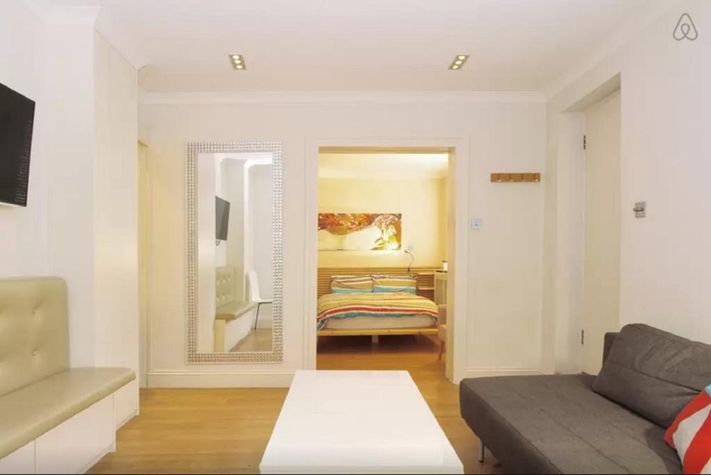 Notting Hill Gardens Apartments * London