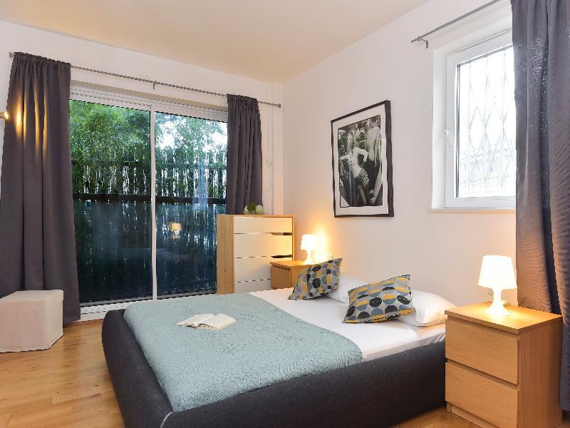 Hotel Amber Nike 4*