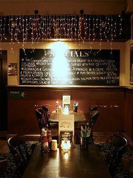 Oyo The Man Pub And 3* Londres
