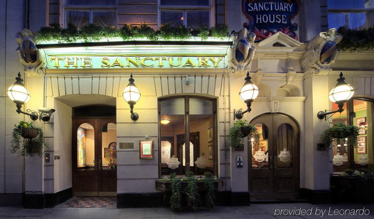Hotel The Sanctuary House
