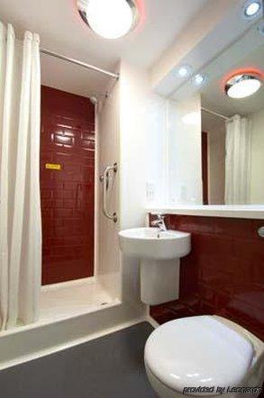 Travelodge Battersea