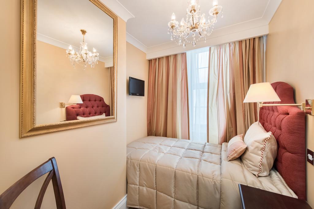 Pensión London Residence