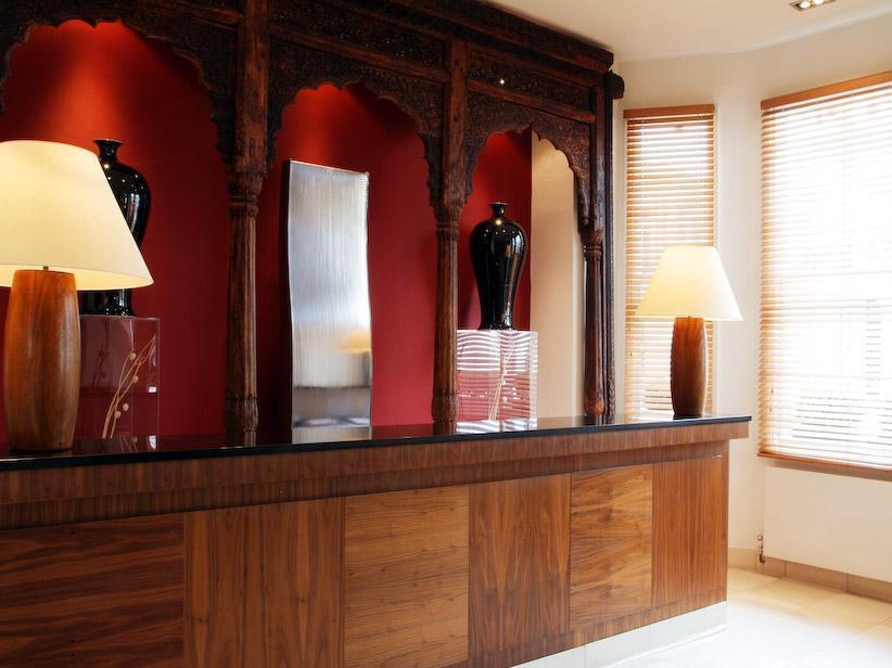 Mayflower Hotel&apartamentos Hotel 3*