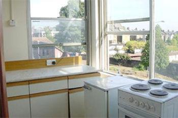 Kensal Backpackers Albergue
