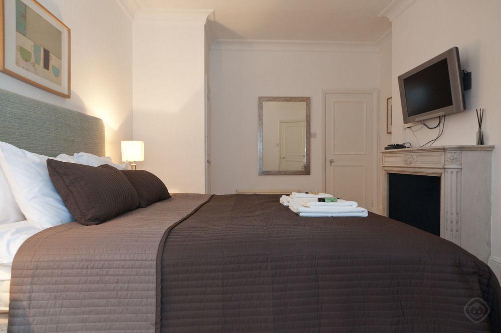 The Mayfair Collections Aparthotel Londres