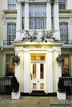 Westbury 3*