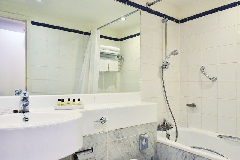 Avni Kensington