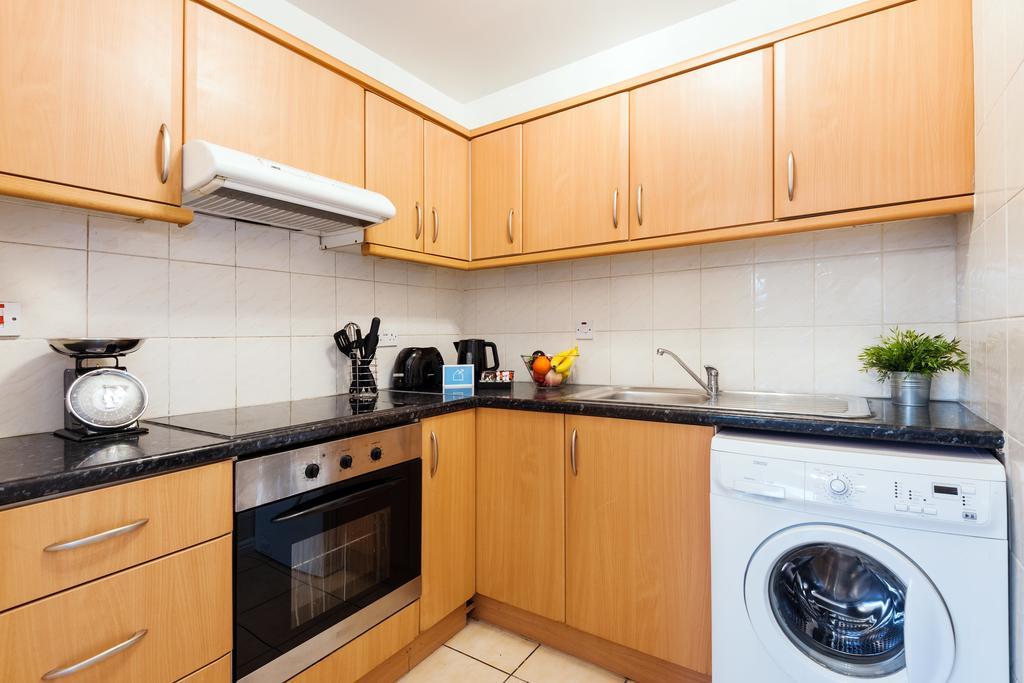 Appartement The Cromwell Road Sherborne Court *