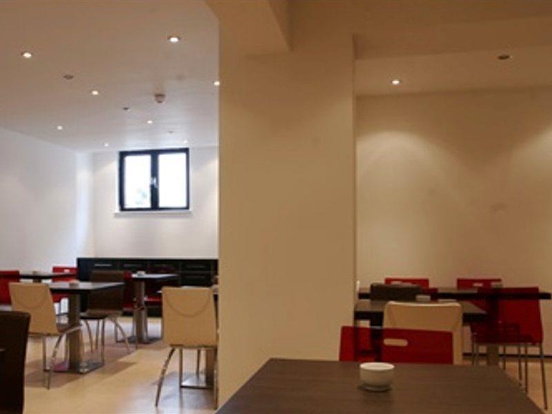 Avni Kensington Hotel
