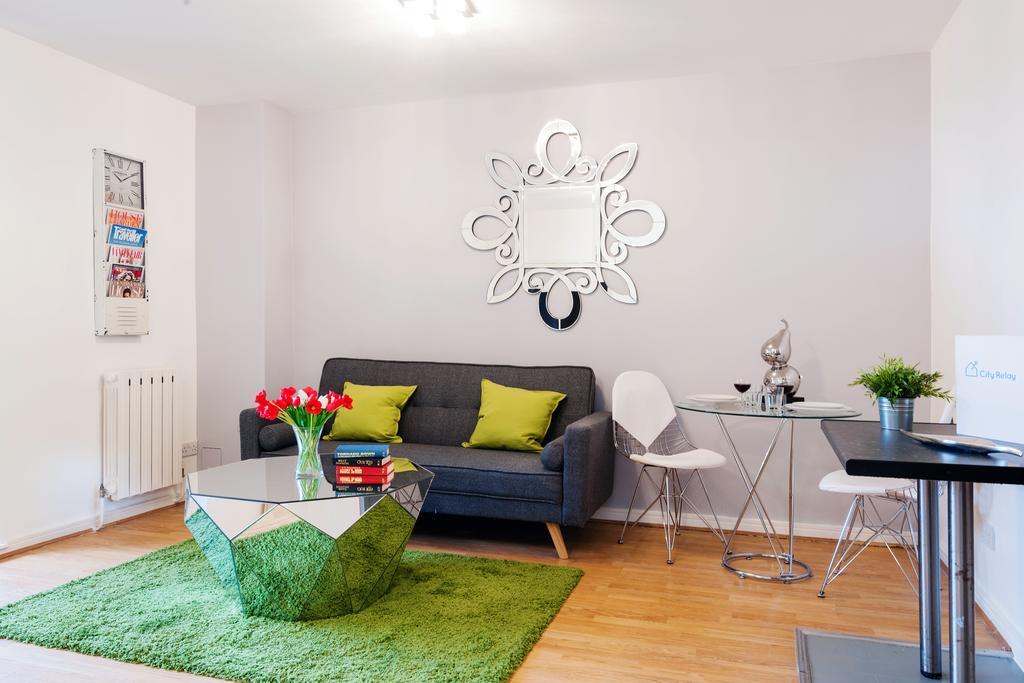 The Cromwell Road Sherborne Court Appartement *