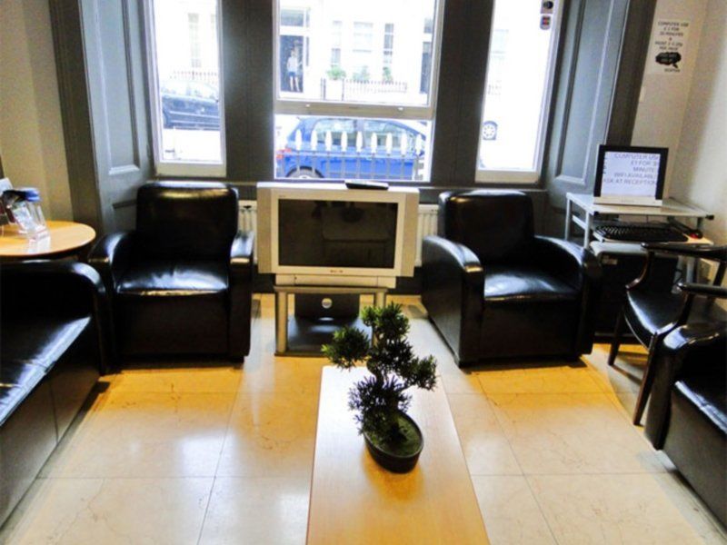 Hotel The Portico 4*