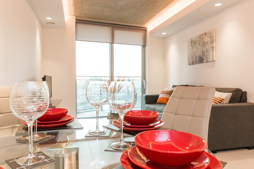 Apartamento Royal Style - 5 Mins Walk To Excel Londres