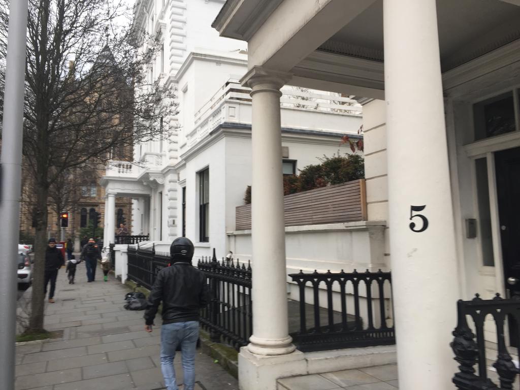 South Kensington X4, Apartamento *