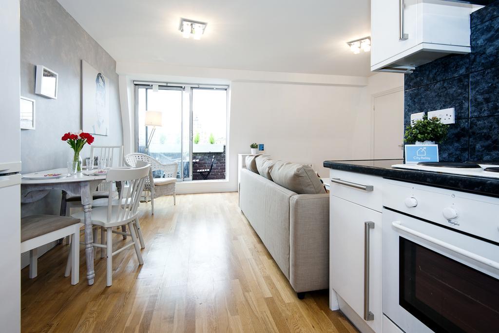Appartement The Cromwell Road Sherborne Court *