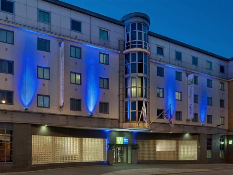 Holiday Express City, An Ihg Hotel