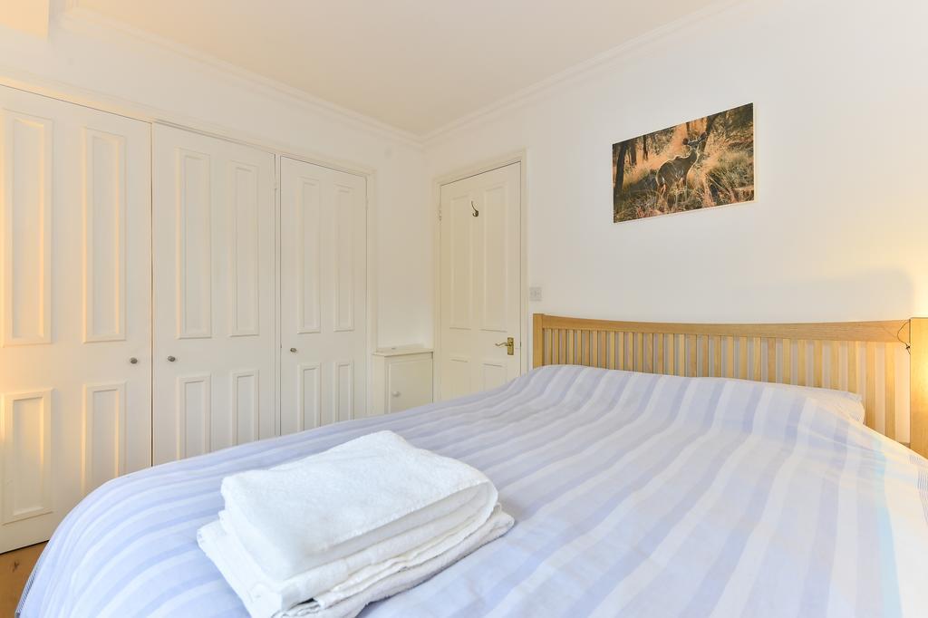 Apartment Charming Flat Near Earl's Court Station, 4 Guests *