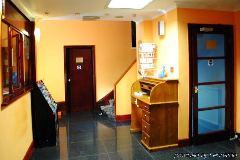 Olympia Inn Hotel 3*